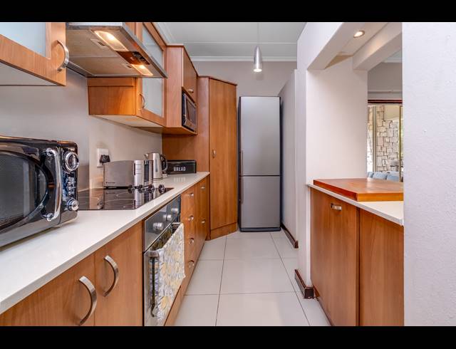 2 BEDROOM APARTMENT FOR SALE IN BEVERLEY